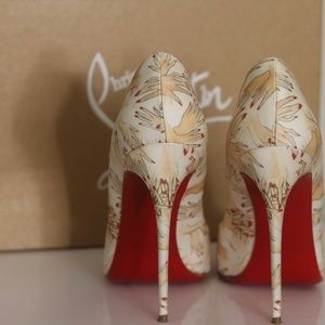 Christian Louboutin So Kate 120 Tissu Beauty